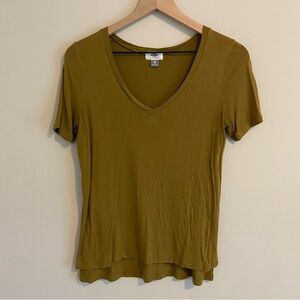 Old Navy Olive green V-neck Tee
